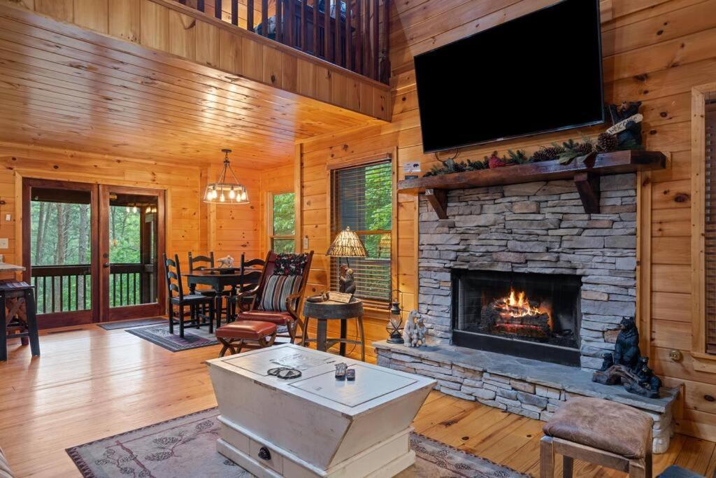 Lakeside Retreat Hot Tub Fishing Hiking Ellijay Dış mekan fotoğraf